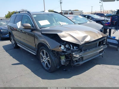 VOLVO XC70 2013