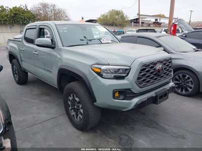TOYOTA TACOMA 2022