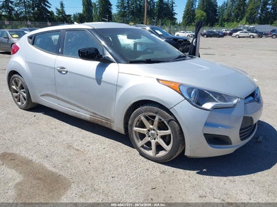 HYUNDAI VELOSTER 2016