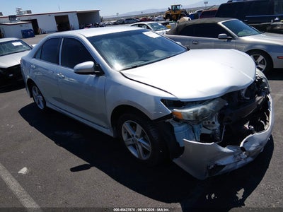 TOYOTA CAMRY 2014
