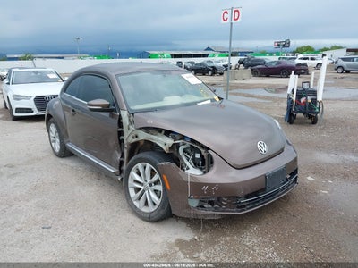 VOLKSWAGEN BEETLE 2014