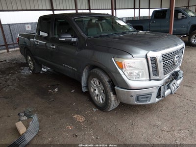 NISSAN TITAN 2018