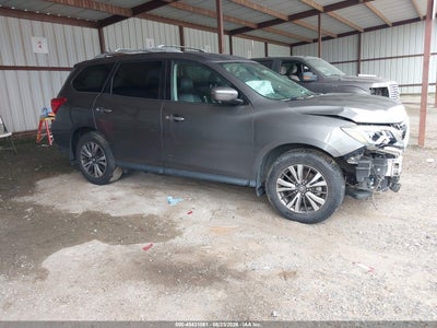 NISSAN PATHFINDER 2018