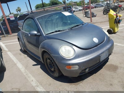 VOLKSWAGEN NEW BEETLE 2004
