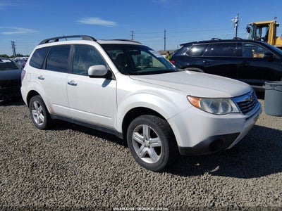 SUBARU FORESTER 2010
