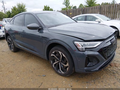 AUDI Q8 E-TRON 2024