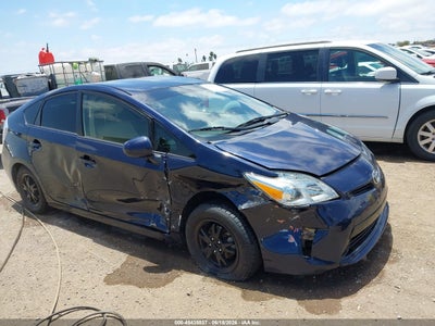 TOYOTA PRIUS 2015