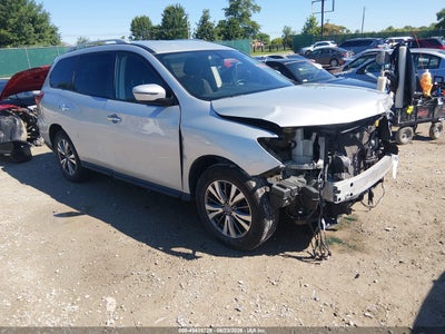 NISSAN PATHFINDER 2019