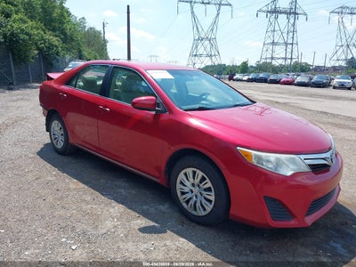 TOYOTA CAMRY 2012