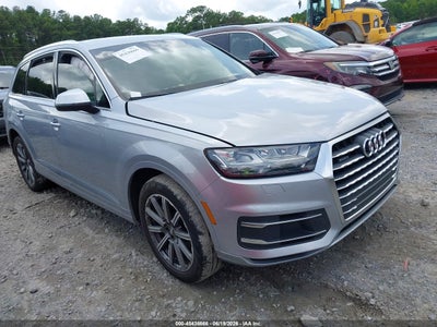 AUDI Q7 2017