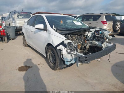 TOYOTA COROLLA 2015