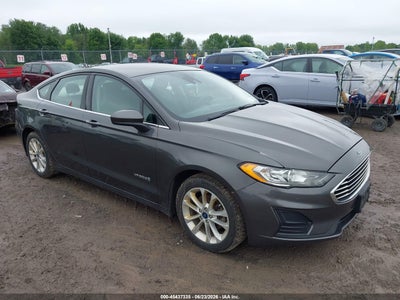 FORD FUSION HYBRID 2019