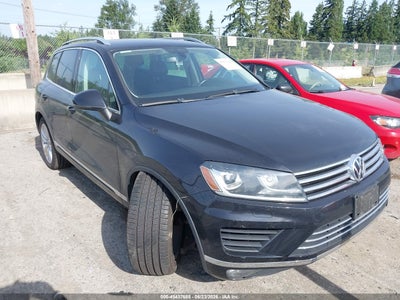 VOLKSWAGEN TOUAREG 2016