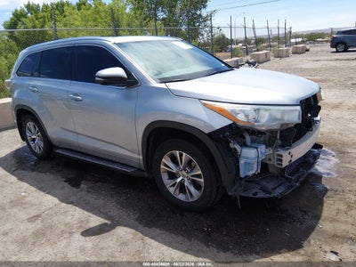 TOYOTA HIGHLANDER 2015