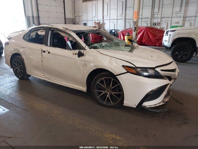 TOYOTA CAMRY 2023