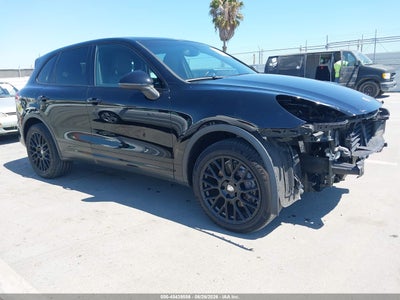 PORSCHE CAYENNE 2018