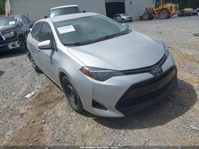 TOYOTA COROLLA 2018