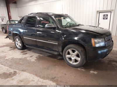 CHEVROLET AVALANCHE 1500 2011