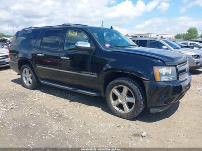CHEVROLET SUBURBAN 1500 2011