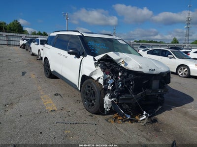 KIA CARNIVAL MPV HYBRID 2025