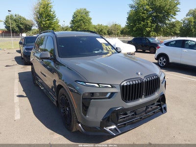BMW X7 2025