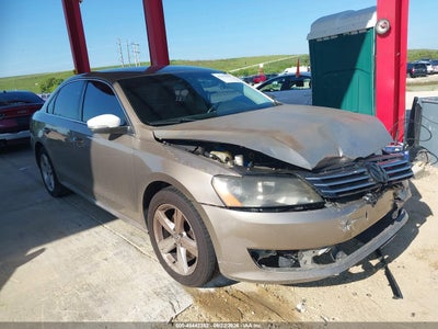VOLKSWAGEN PASSAT 2015