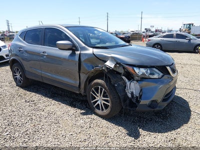 NISSAN ROGUE SPORT 2018