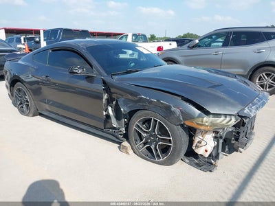 FORD MUSTANG 2020