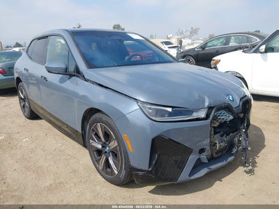 BMW IX 2024