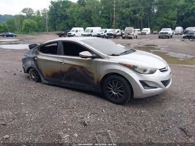 HYUNDAI ELANTRA SE 2016