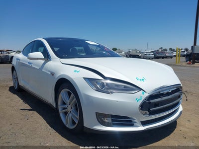 TESLA MODEL S 2015