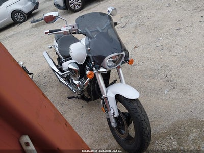 SUZUKI VZ800 2015