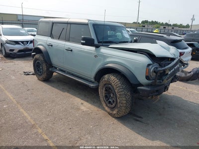 FORD BRONCO 2022