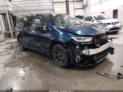 CHRYSLER PACIFICA HYBRID 2022