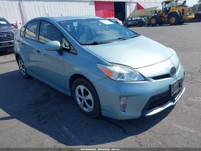 TOYOTA PRIUS 2015