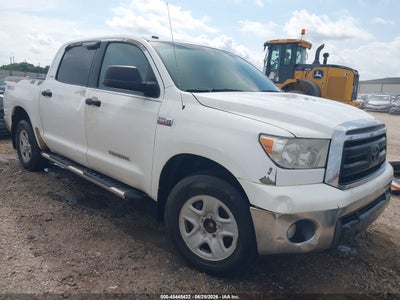 TOYOTA TUNDRA 2011