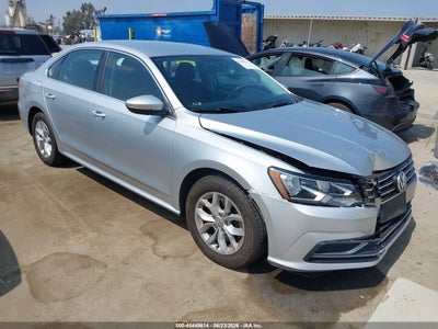 VOLKSWAGEN PASSAT 2016