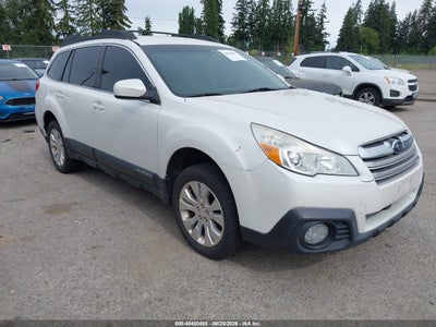 SUBARU OUTBACK 2014