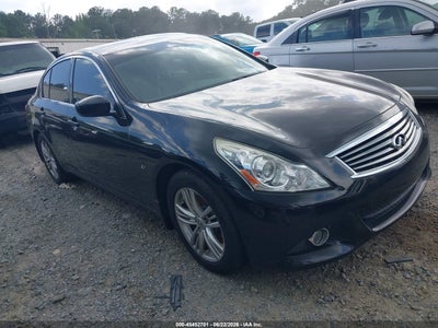 INFINITI Q40 2015