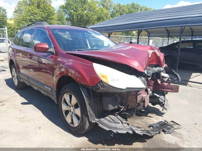 SUBARU OUTBACK 2012