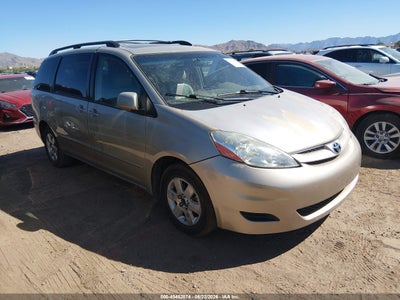 TOYOTA SIENNA 2008