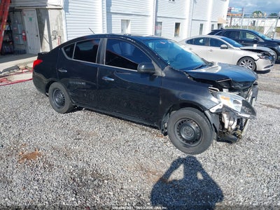 NISSAN VERSA 2014