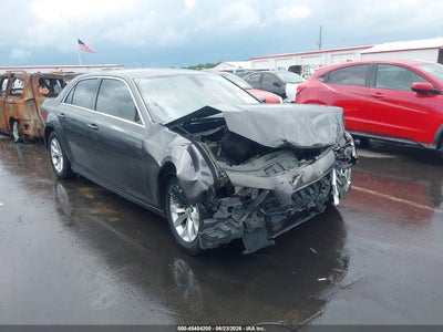 CHRYSLER 300 2015