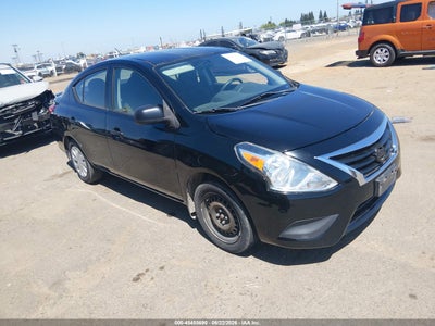 NISSAN VERSA 2015