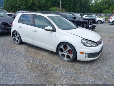VOLKSWAGEN GTI 2011