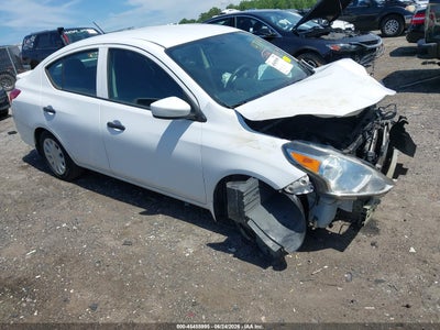 NISSAN VERSA 2019