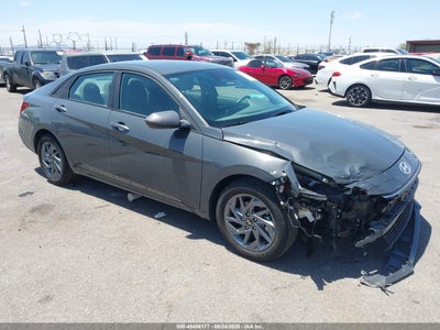 HYUNDAI ELANTRA 2024