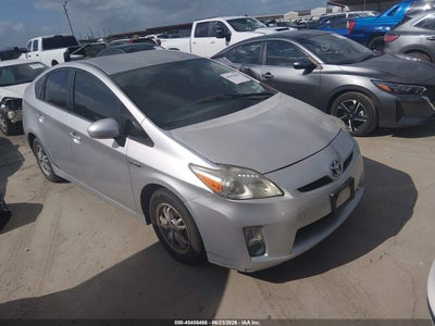 TOYOTA PRIUS 2010