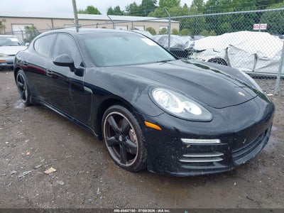 PORSCHE PANAMERA 2015