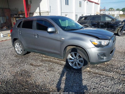 MITSUBISHI OUTLANDER SPORT 2015